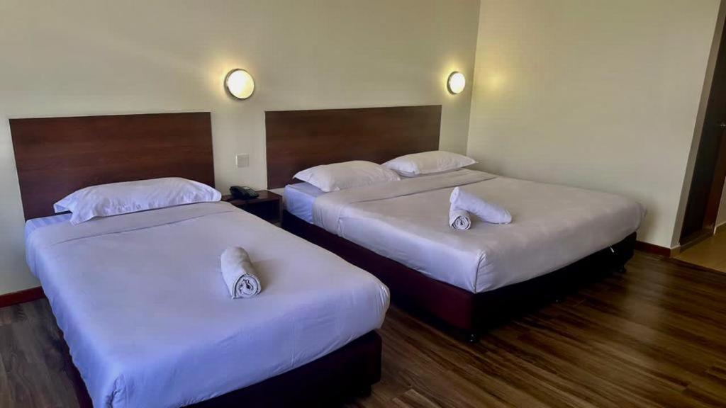 Langkawi Baron Hotel Куа Екстериор снимка
