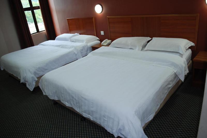 Langkawi Baron Hotel Куа Екстериор снимка