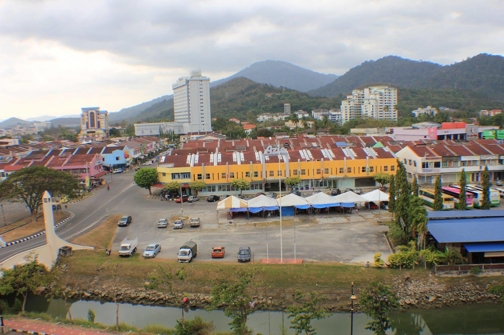 Langkawi Baron Hotel Куа Екстериор снимка