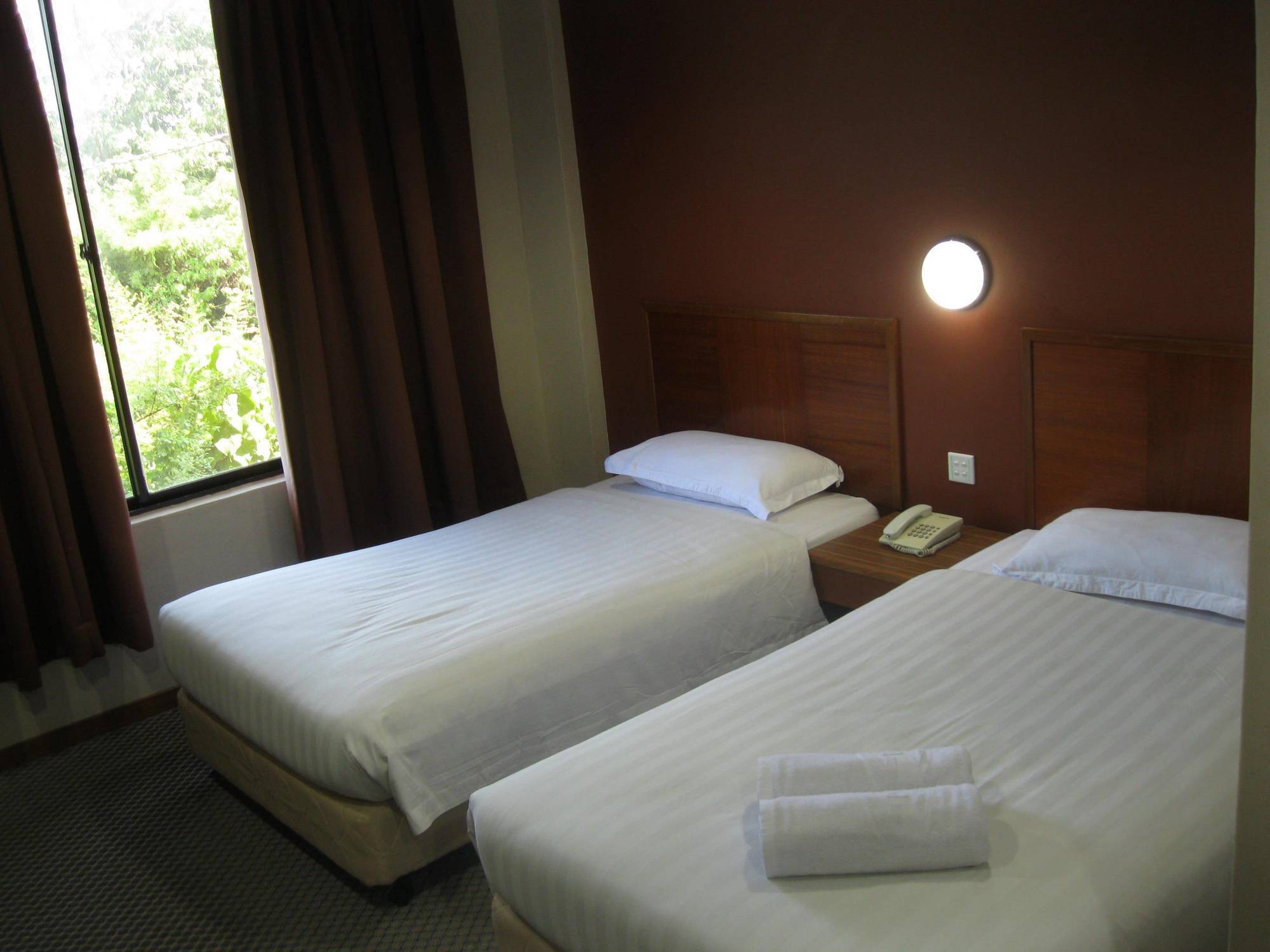 Langkawi Baron Hotel Куа Екстериор снимка