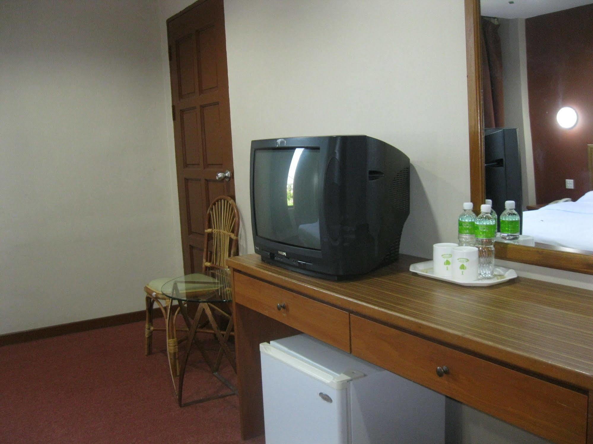 Langkawi Baron Hotel Куа Екстериор снимка