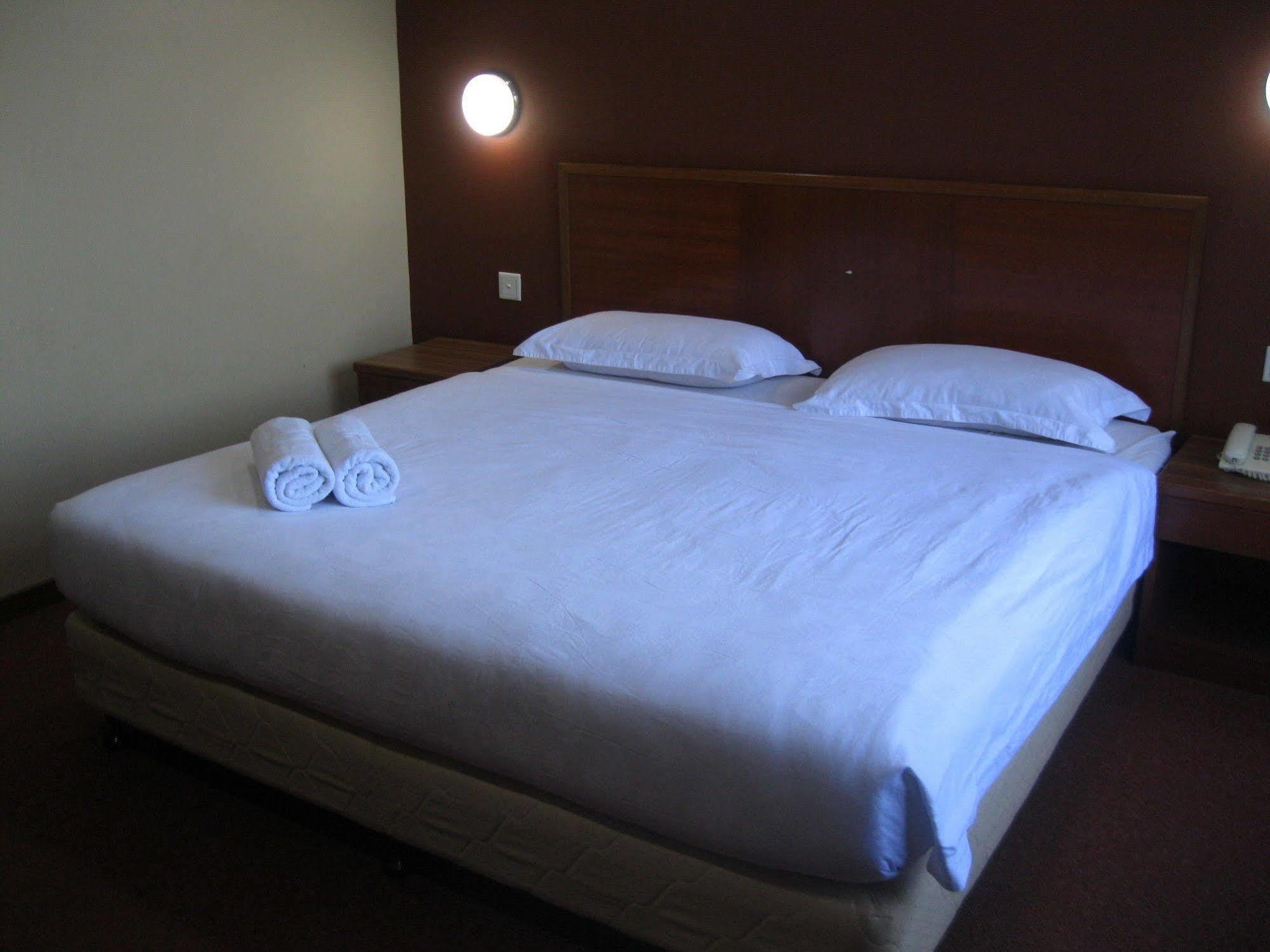Langkawi Baron Hotel Куа Екстериор снимка